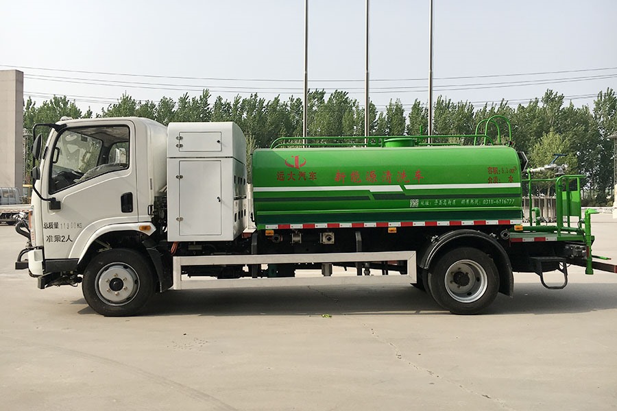 城市护栏清洗车