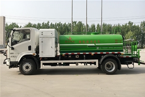 城市护栏清洗车